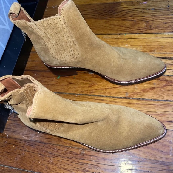 Coach Womens C2PD Pointed Toe Ankle Boots & Booties Fashion, Brown, Size 7.5 - Picture 5 of 8